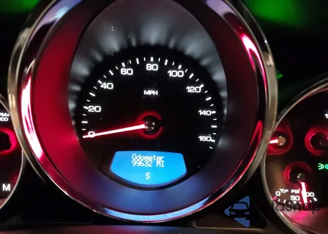 2013 Cadillac Cts Luxury z USA, uszkodzony, nr VIN 1G6DG5E55D0102904